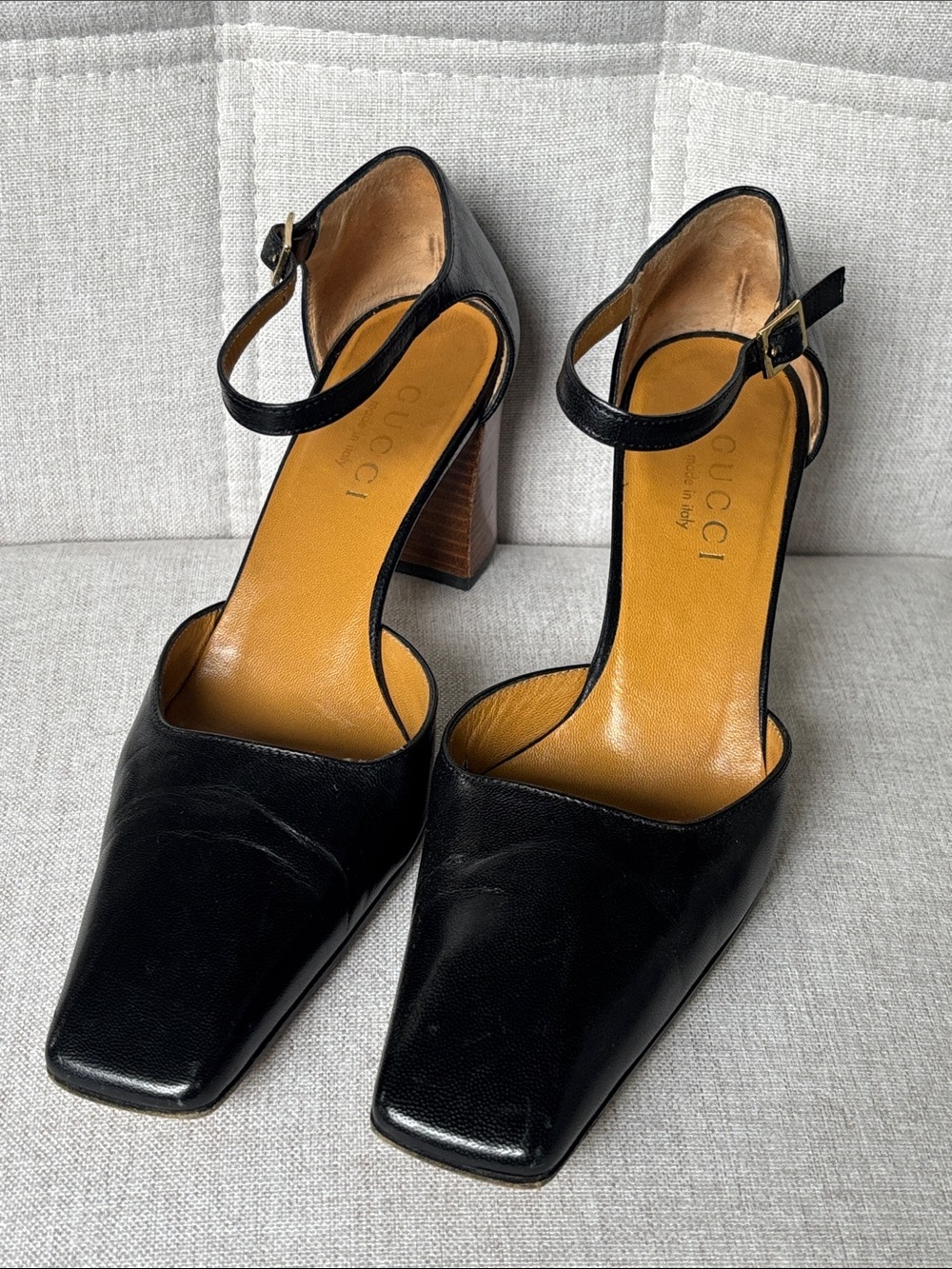 Gucci Vintage Black Leather Slingback Pumps